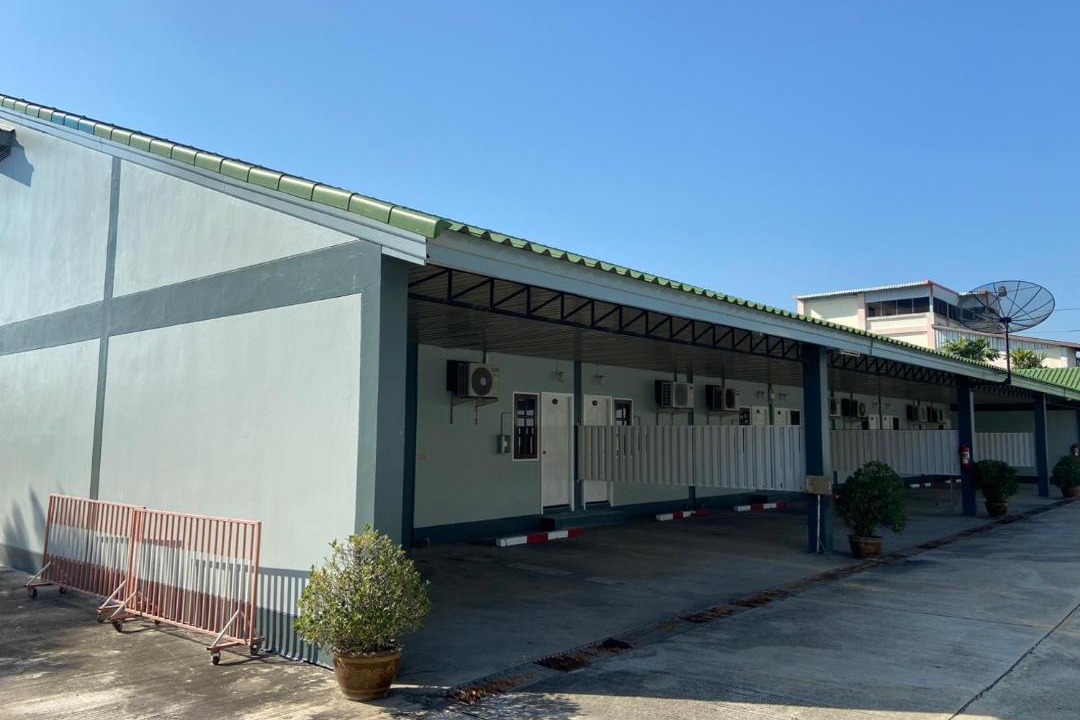 Sam Chuk Hostel | โรงแรมแฮปปี้ สามชุก Happy Motel samchuk