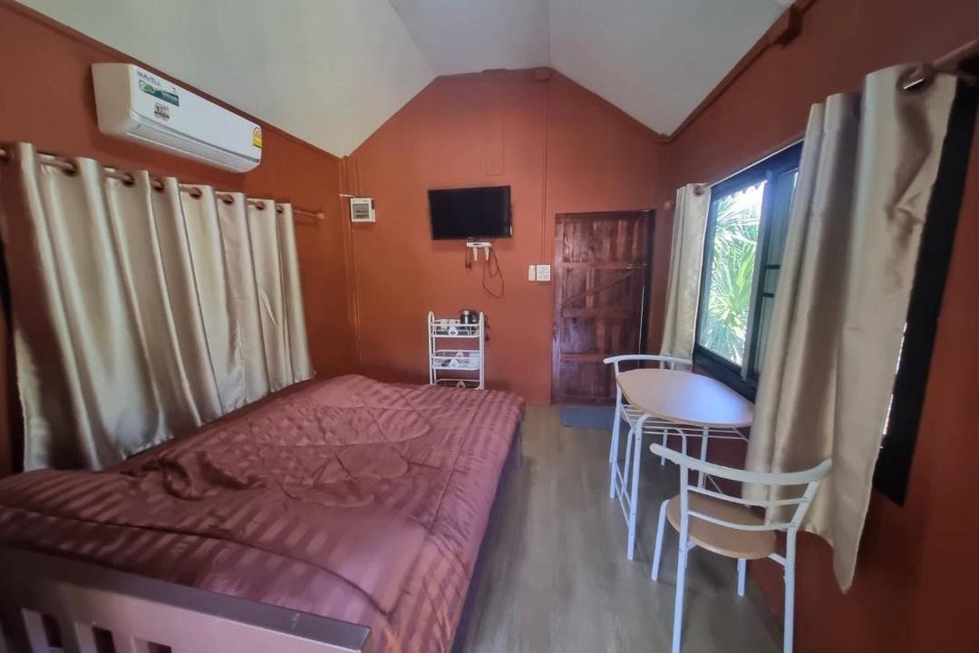 Samut Sakhon House | kanissta cafe & resort
