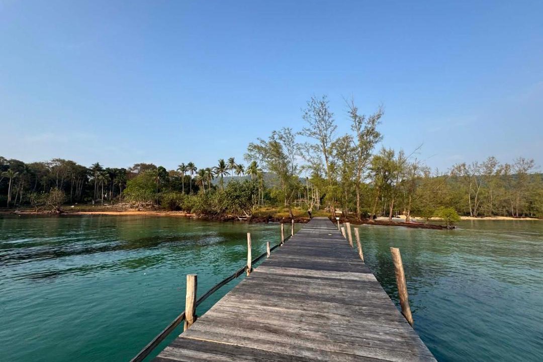 Koh Rong Hotel | Paradise Sunrise Bungalows