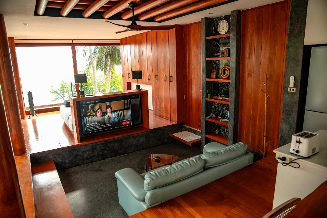 Hin Hong Villa | Villa Amrita - Oceanfront Villa with Private Beach