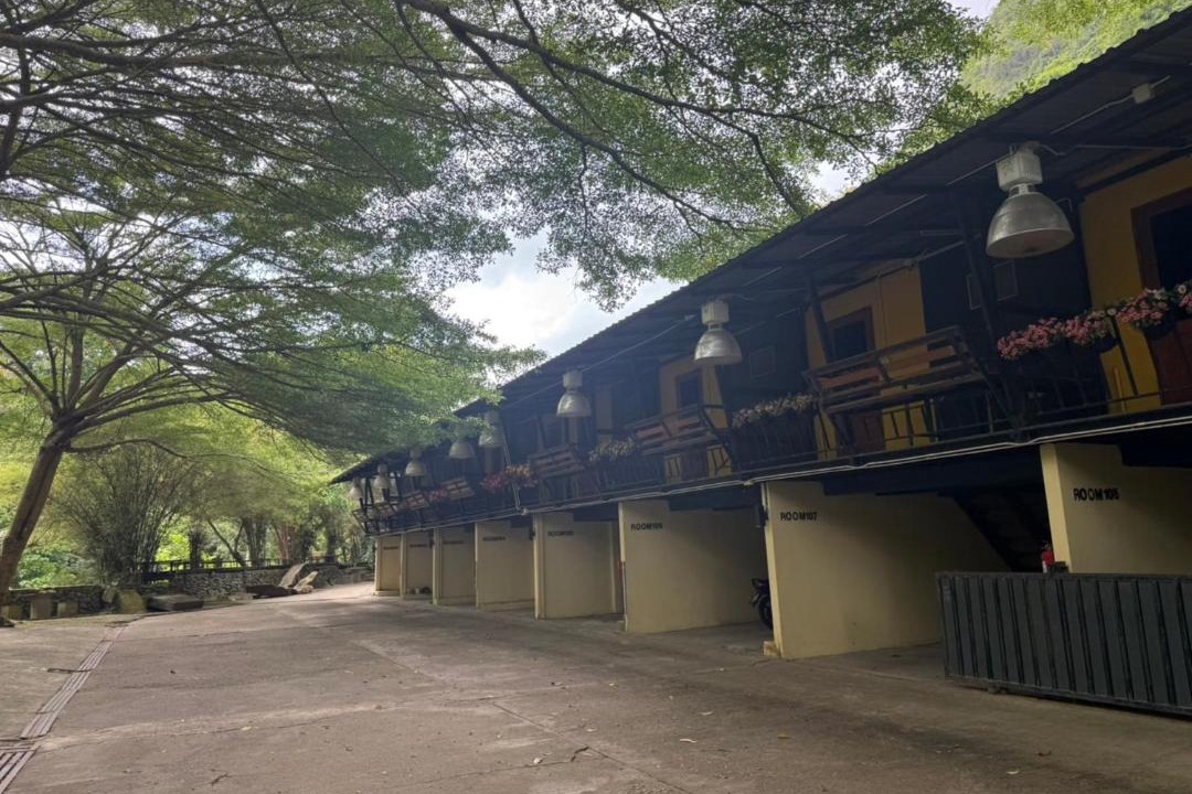 Lan Saka Cabin | Baan Kao Kod