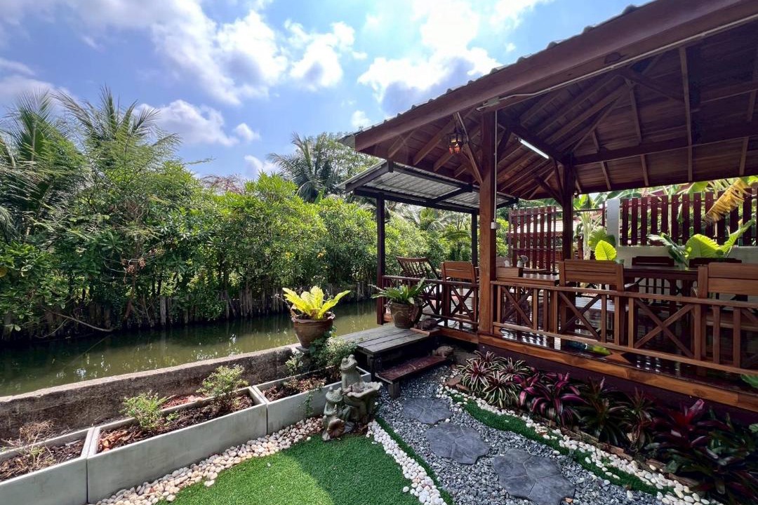 Phra Pradaeng House | Doungploy BaanruenThai Homestay