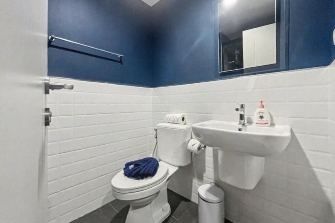 Phuket Apartment | Luxurious Studio Apartment in Central Phuket with Pool View