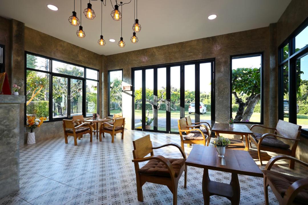 Saraphi Hotel | Chiang Mai Garden Bungalows