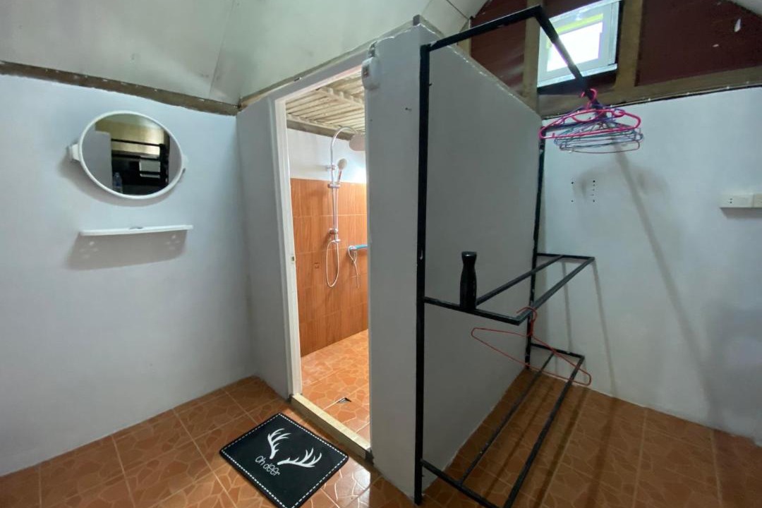 Khao Phanom Apartment | บ้านเพื่อนโฮมสเตย์ เขาพนม Friend House Homestay