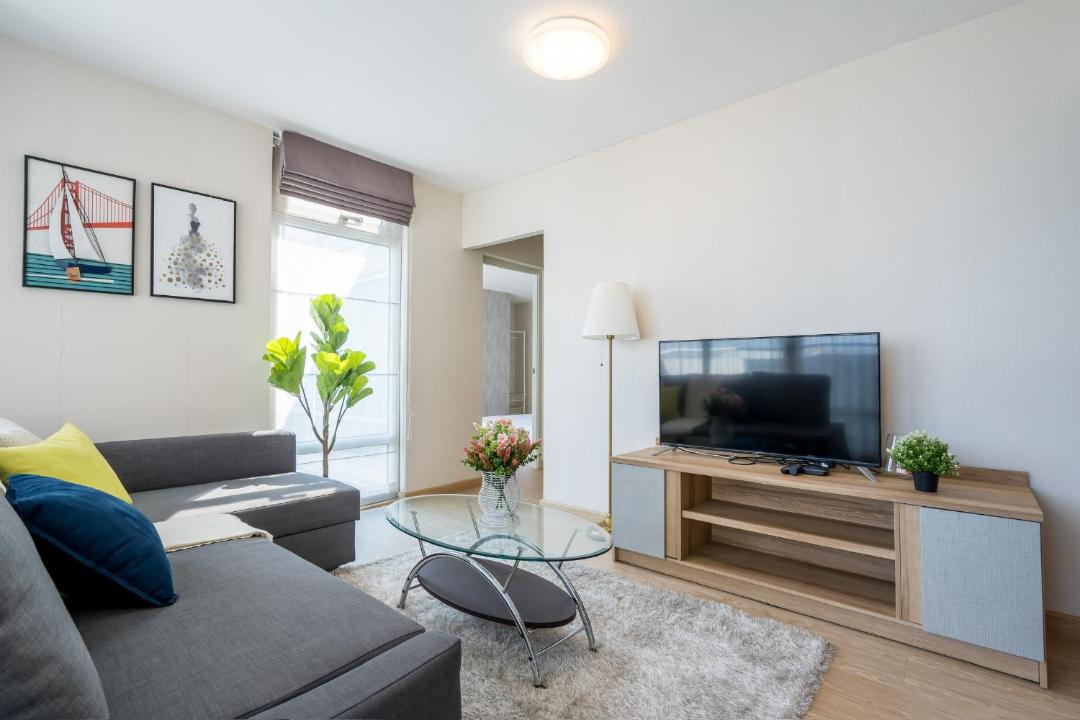Ban Mai Apartment | Spacious 3BR near Impact, Don Mueang Airport & Pink Line MRT