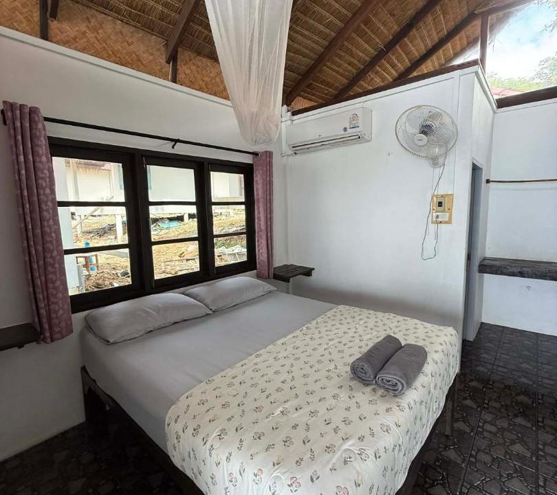 Bai Lan Resort | Blue Sky Resort