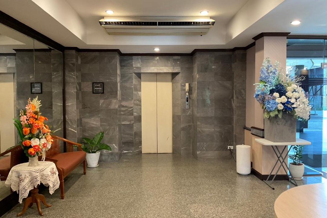 Tha Pradu Hotel | Klaang Muang Hotel (โรงแรมกลางเมือง)