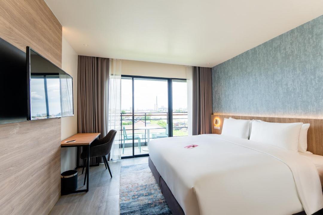 Wachira Phayaban Hotel | TARA Bangkok Riverside