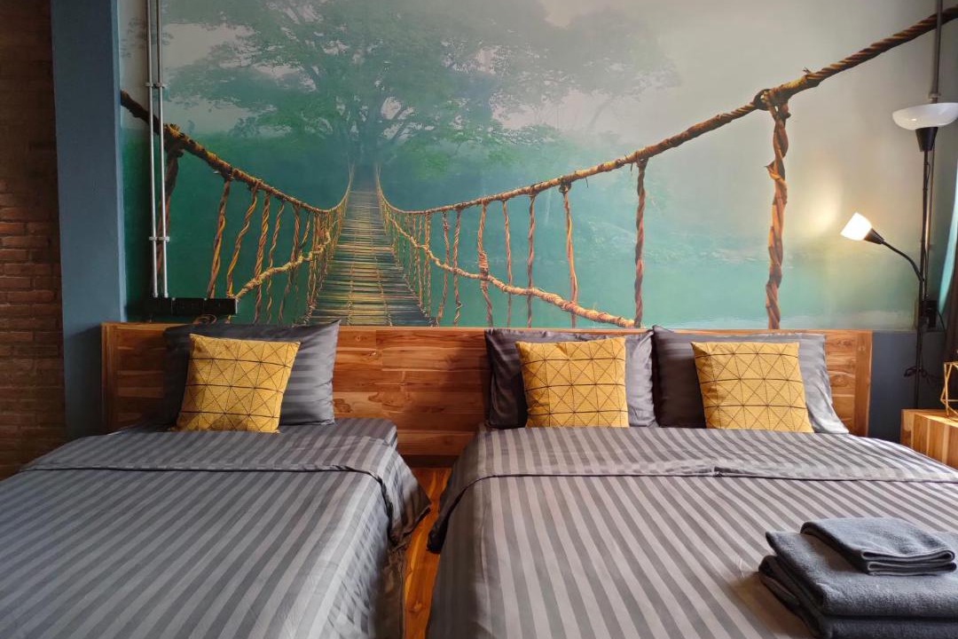 Tha Talat Hotel | โรงแรม บอร์ดดิ้งเฮ้าส์