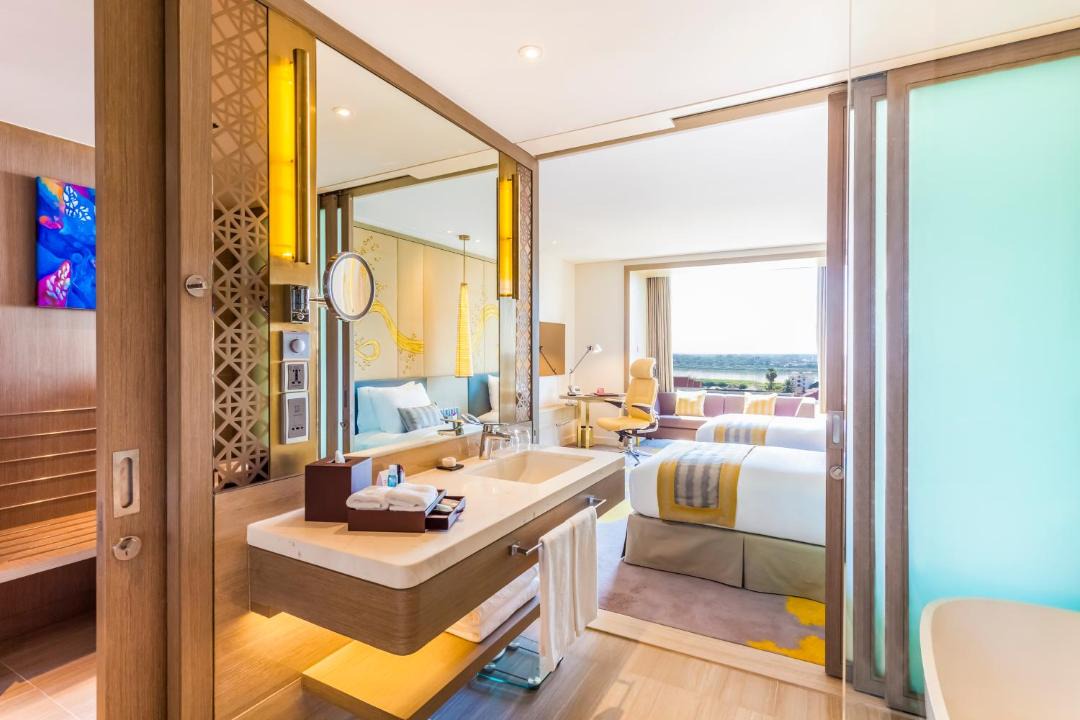 Vientiane Hotel | Crowne Plaza Vientiane by IHG