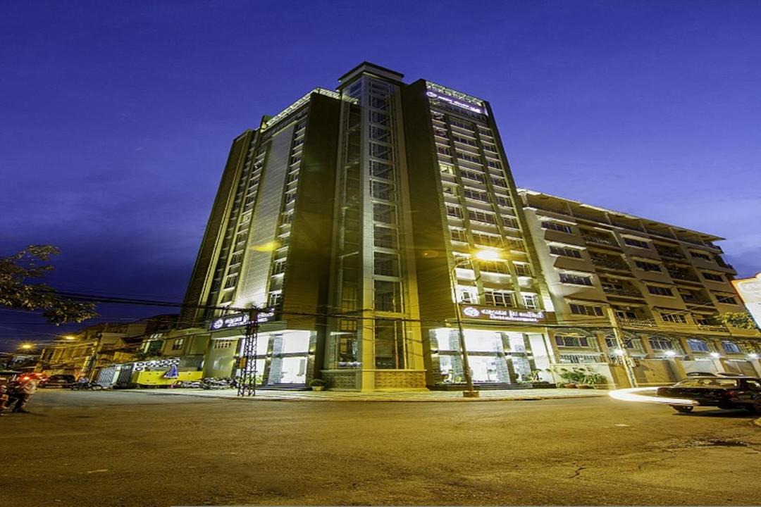Prampir Makara Hotel | Rose Emerald Hotel