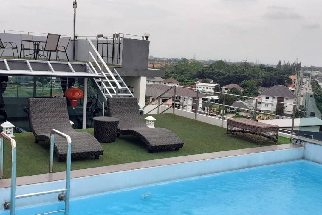 San Sai Hotel | The Greenery central suite & hotel
