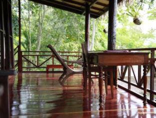 Ban Xieng Lom Resort | Lao Spirit Resort