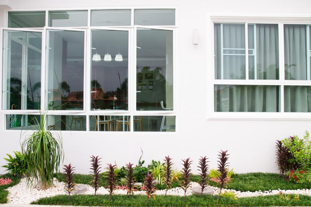 Noen Phra Apartment | Charisma Residence