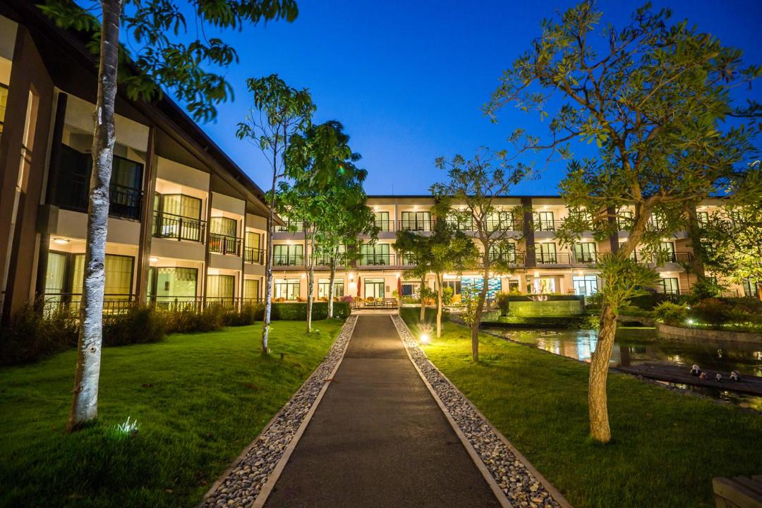 Laem Phak Bia Resort | i Tara Resort & Spa