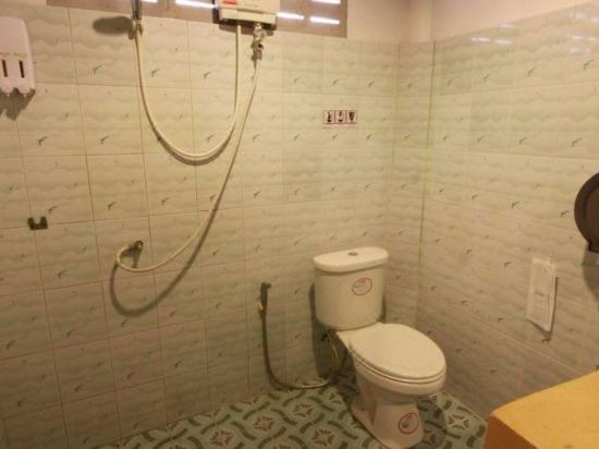 Photo of Bathroom in Wok Tum