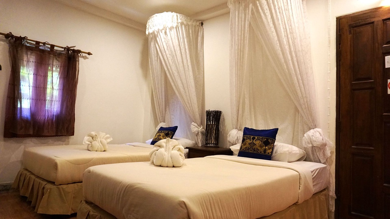 Photo of Bedroom in Thani