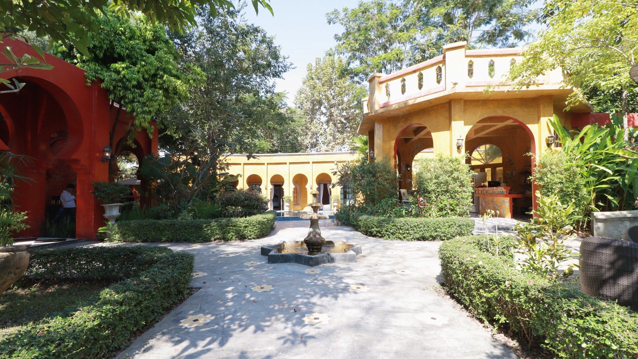 Photo of Buildings in Mae Rim