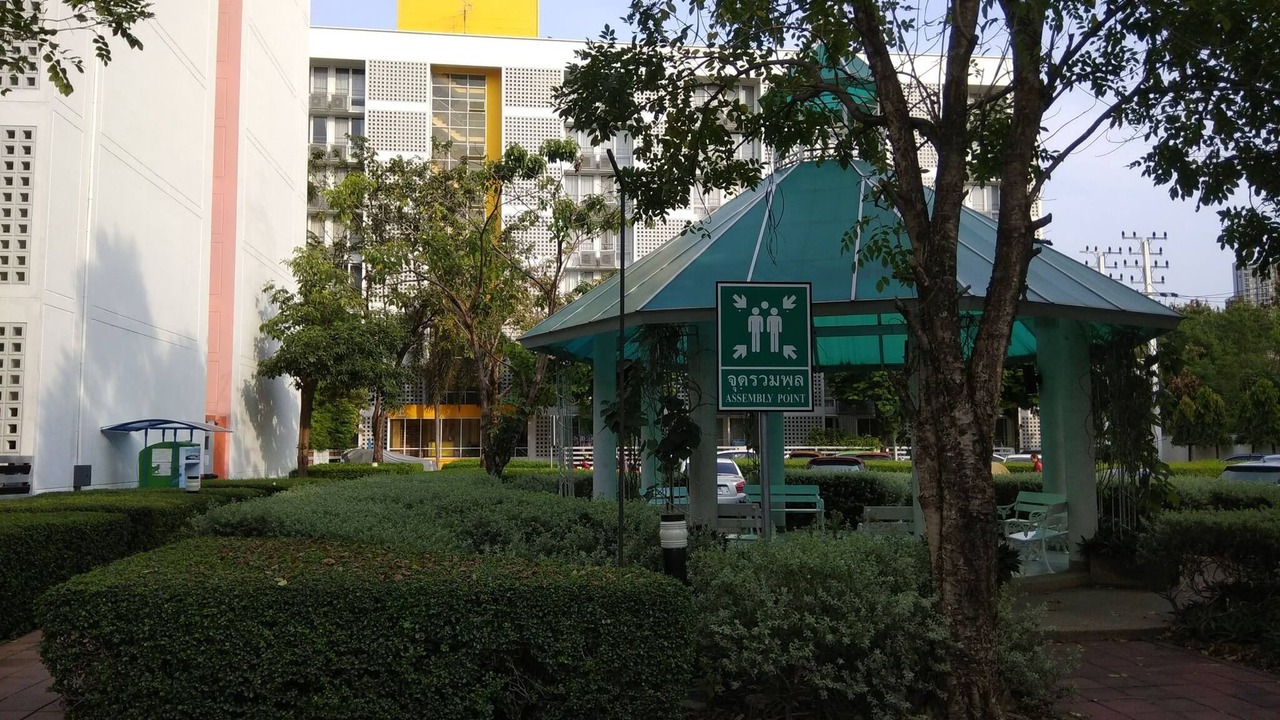 Photo of Buildings in Huai Khwang