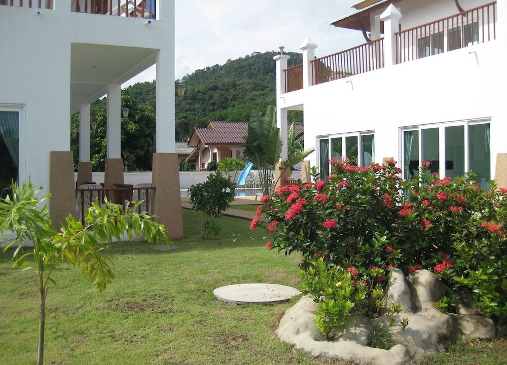 Photo of Buildings in Ban Khlong Haeng