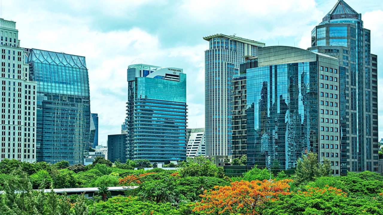 Photo of Buildings in Chidlom