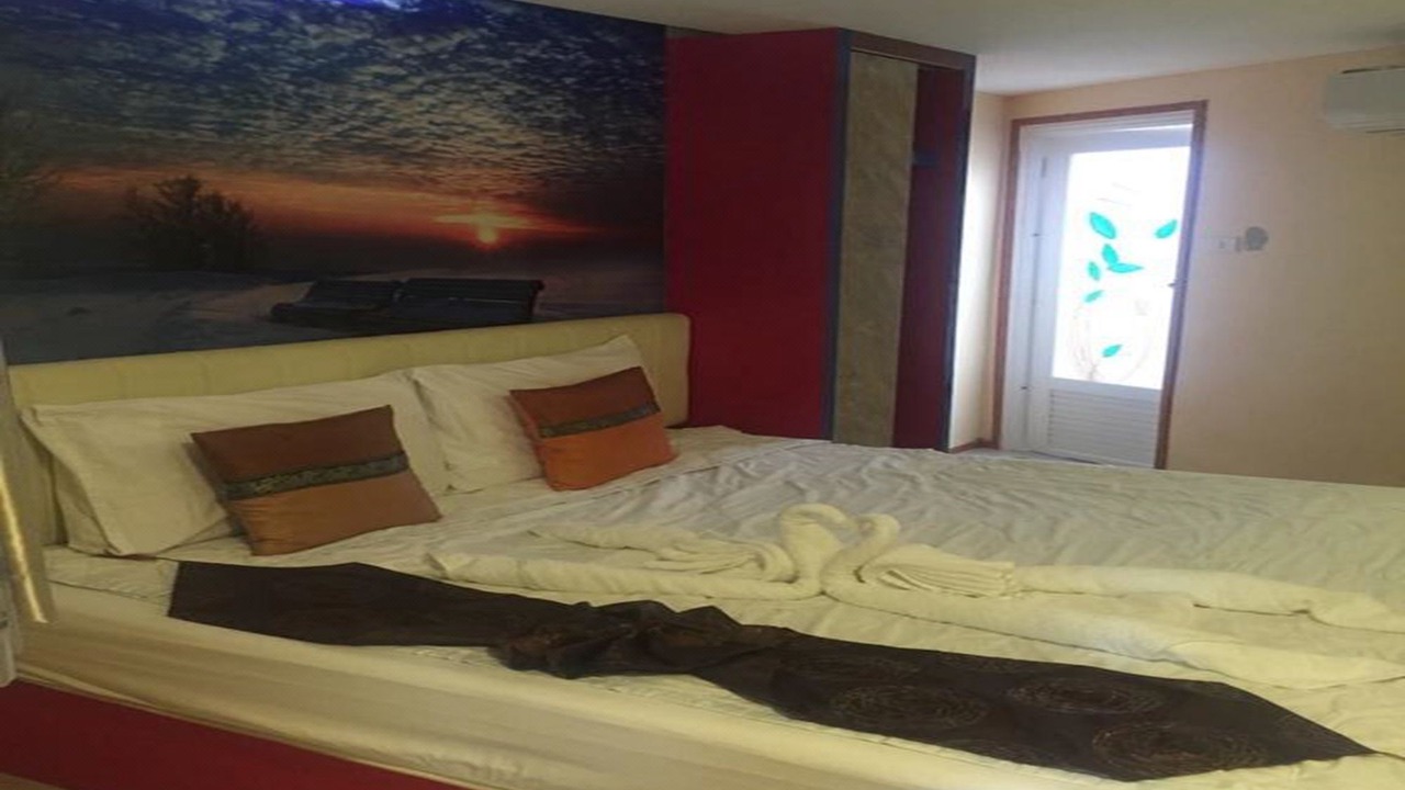Photo of Bedroom in Khlong Sam Prawet