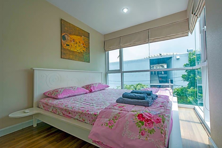 Photo of Bedroom in Bang Wa