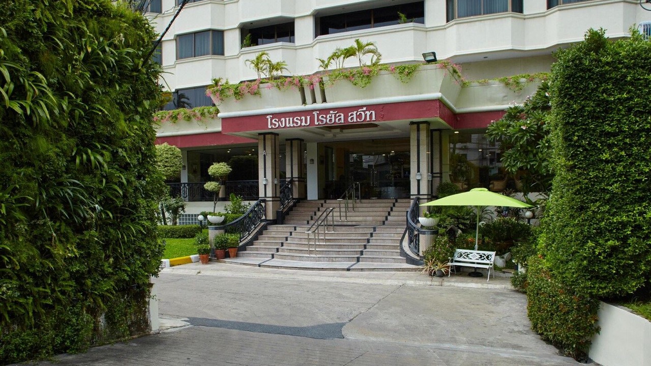 Photo of Buildings in Huai Khwang
