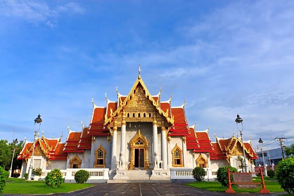 Photo of Buildings in Bang Wa