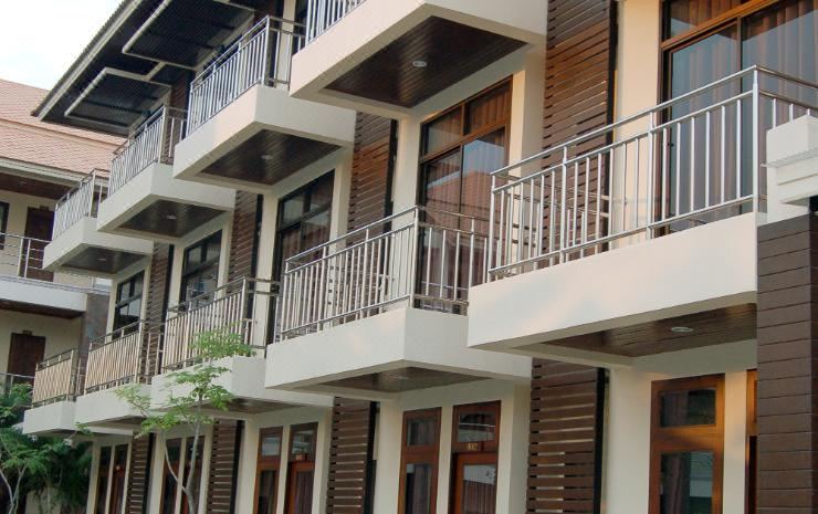Photo of Buildings in Chaweng City Center