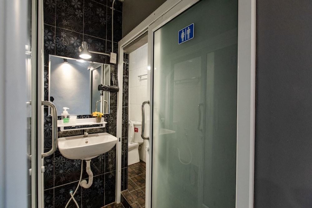Photo of Bathroom in Talat Yai