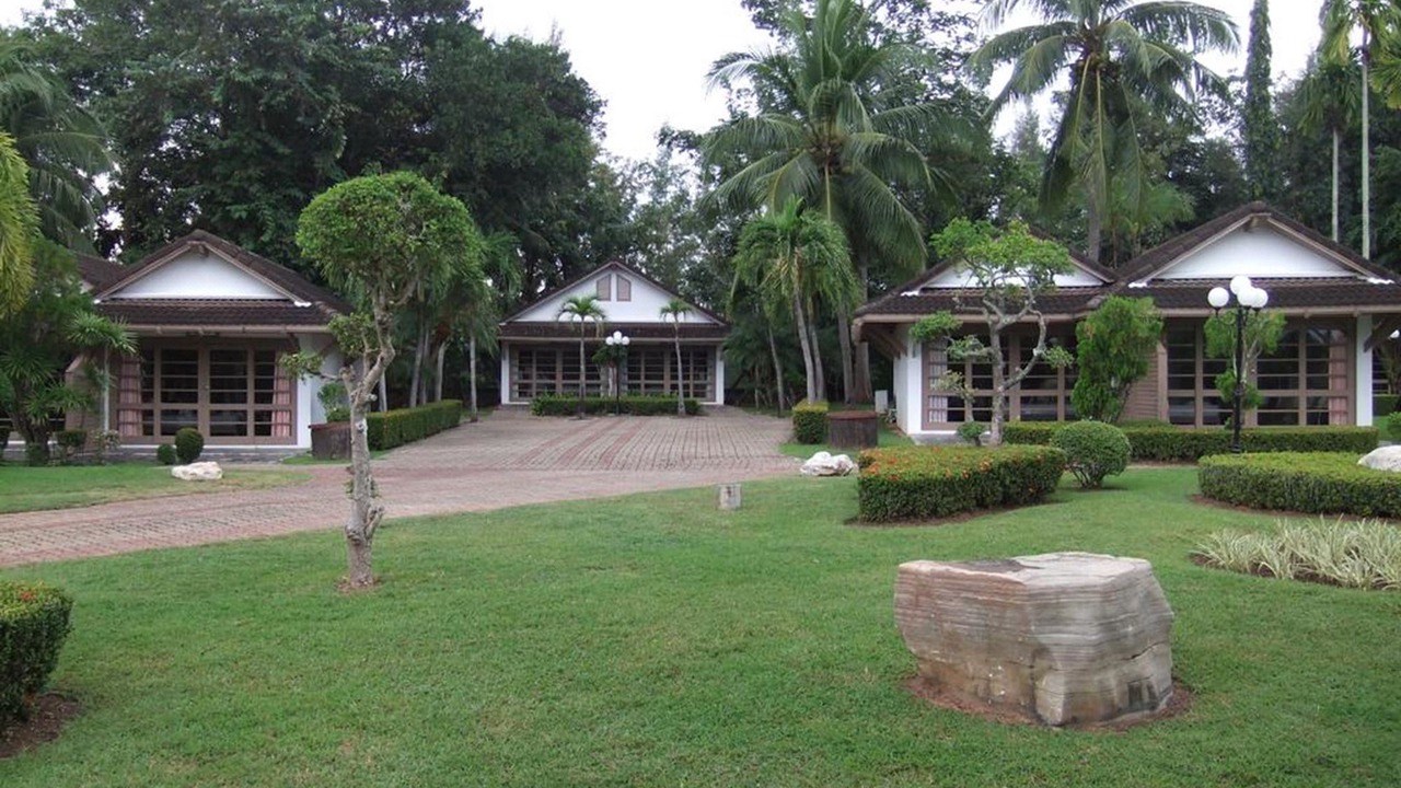 Photo of Buildings in Kram
