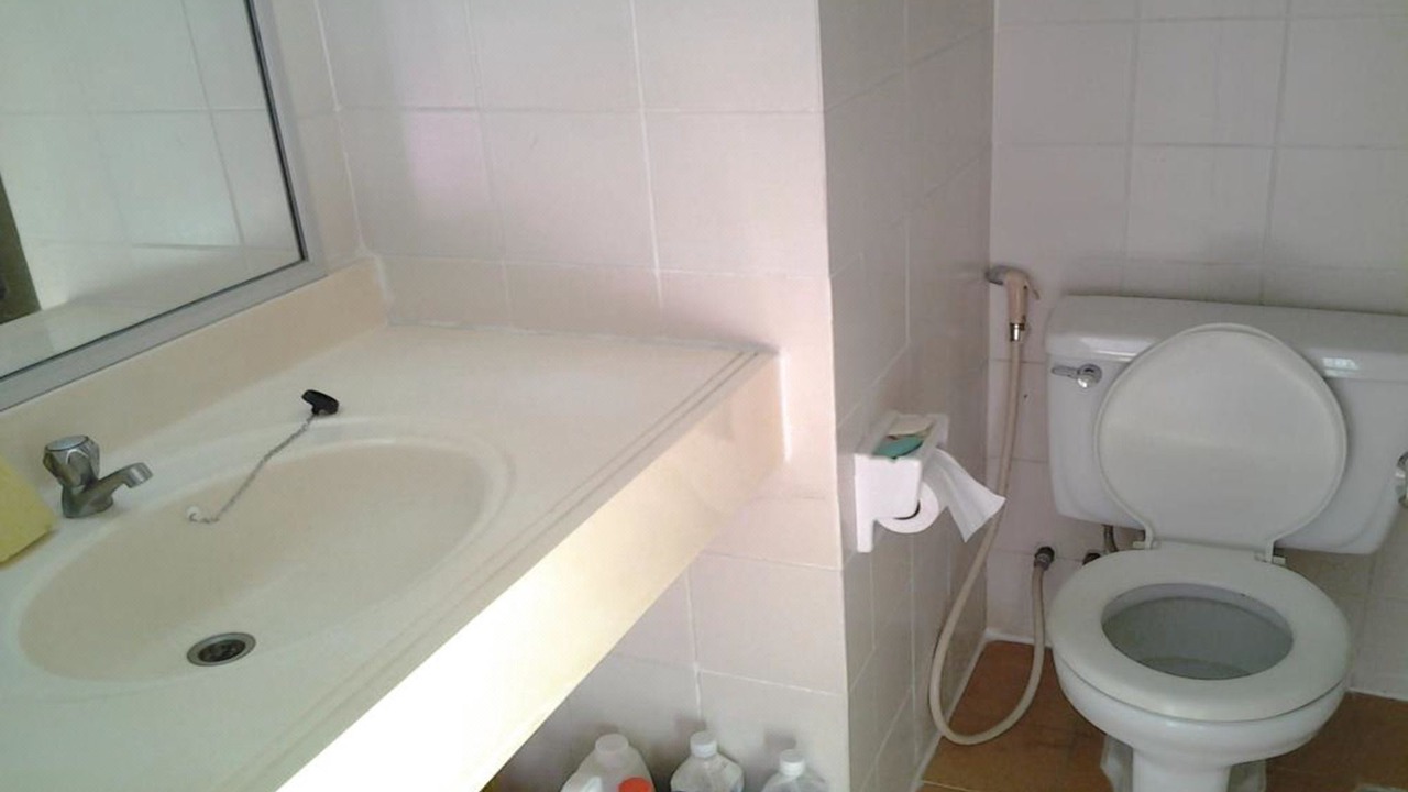 Photo of Bathroom in Pak Nam Pran
