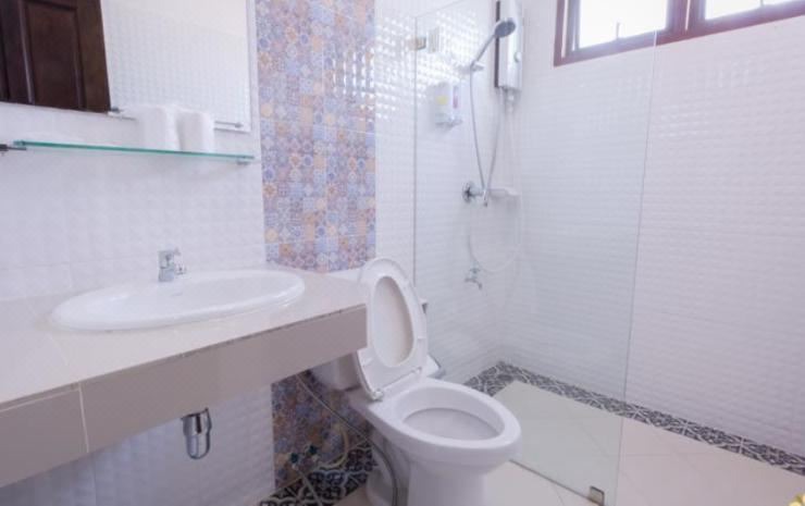 Photo of Bathroom in Old City
