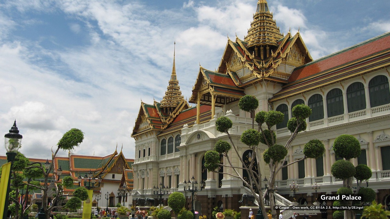 Photo of Buildings in Din Daeng