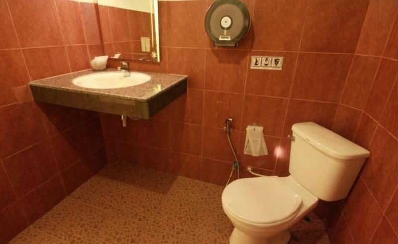 Photo of Bathroom in Wok Tum