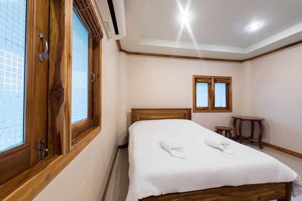 Photo of Bedroom in Thong Pha Phum