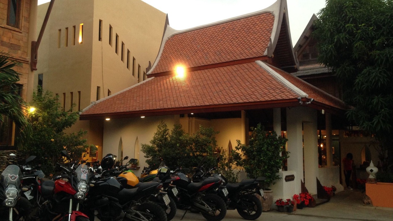 Photo of Buildings in Thani