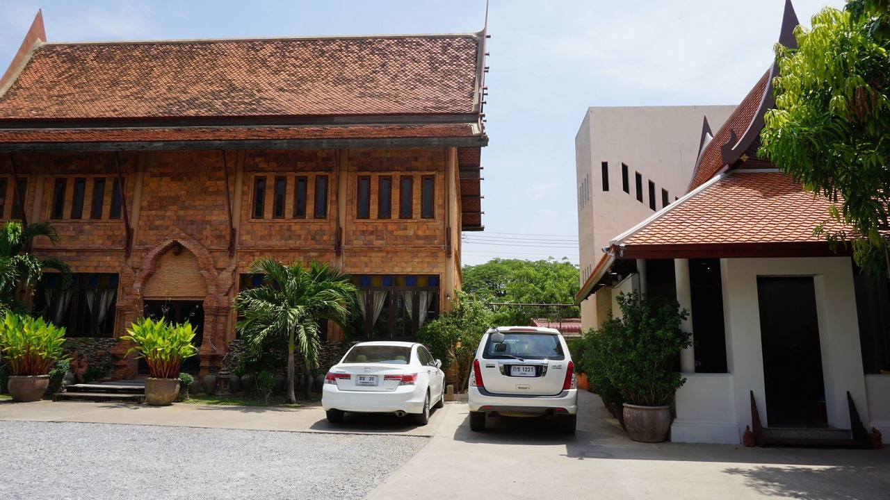 Photo of Buildings in Thani