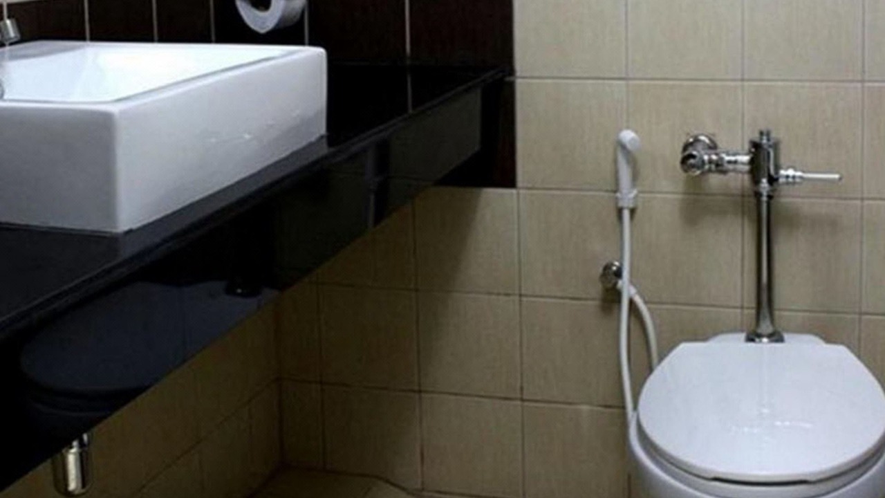 Photo of Bathroom in Din Daeng