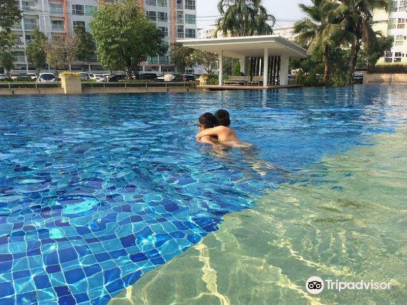 Photo of Human In Picture in Bang Wa