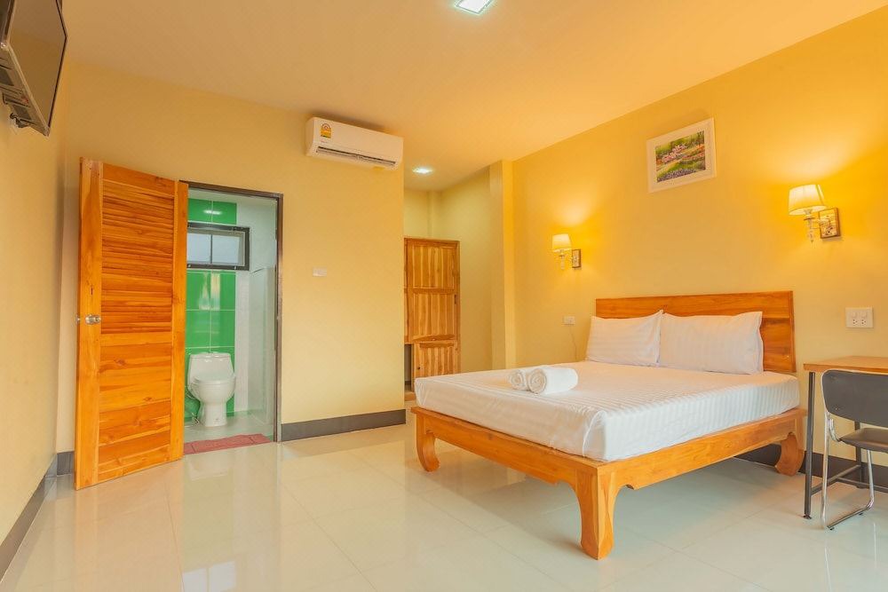 Photo of Bedroom in Tha Yang