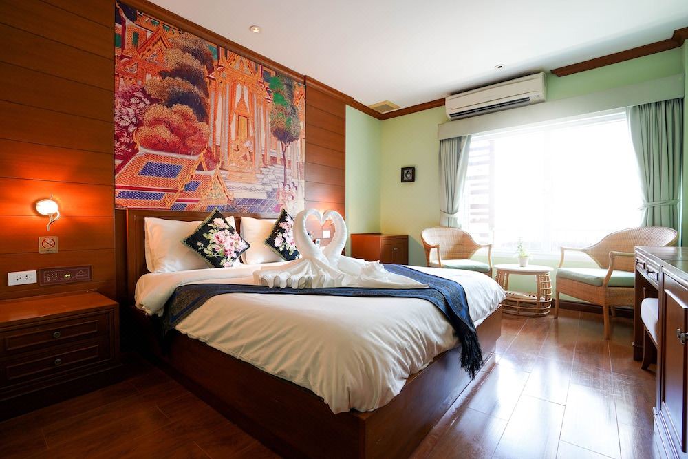 Photo of Bedroom in Bangkok Central Business District