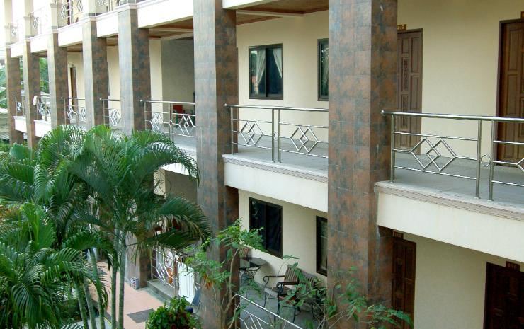 Photo of Buildings in Chaweng City Center