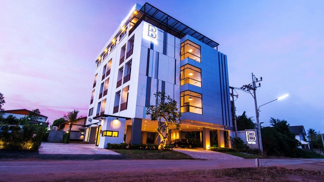 Photo of Buildings in Makham Tia
