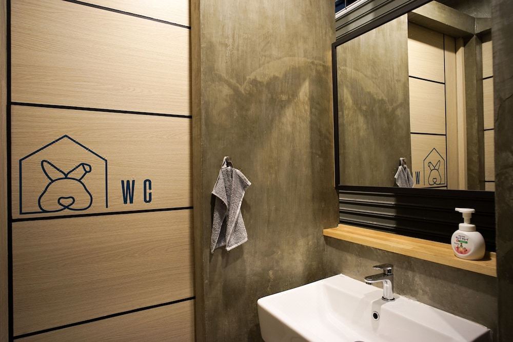 Photo of Bathroom in Talat Noi