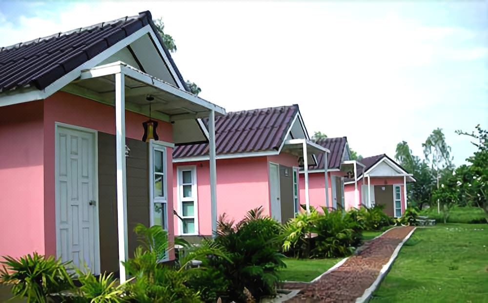 Photo of Buildings in Mueang Kao