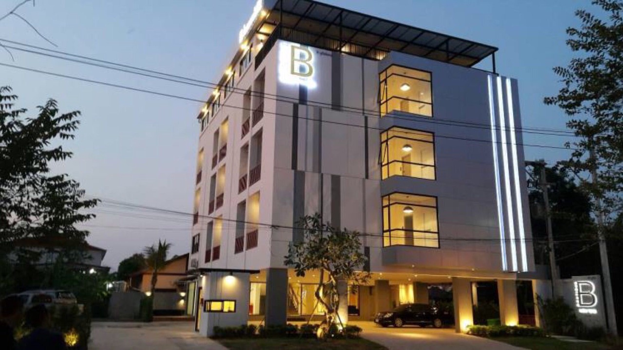Photo of Buildings in Makham Tia