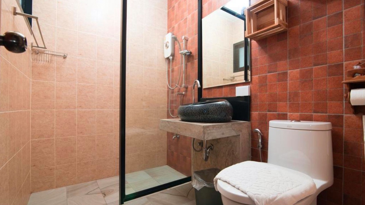 Photo of Bathroom in Old City